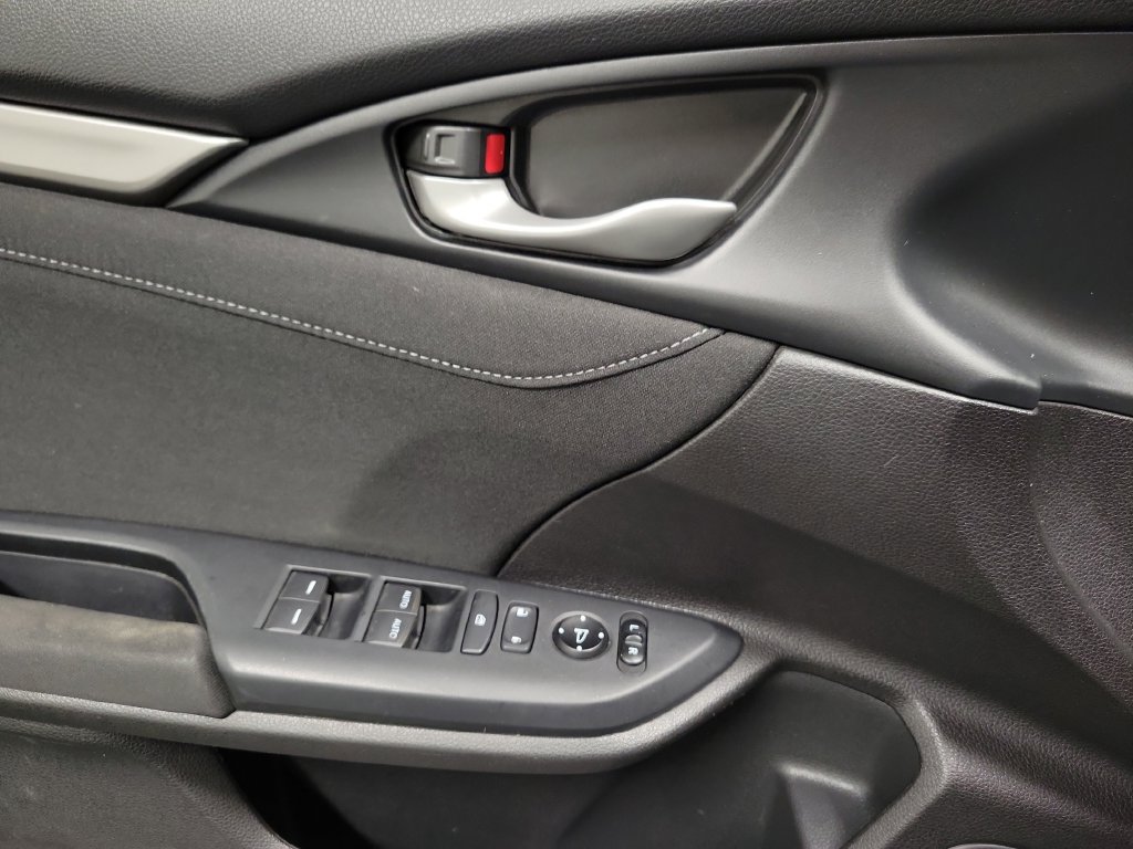 Used 2020 Honda Civic EX image 28