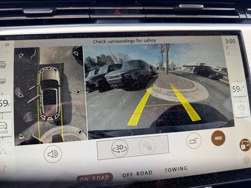 Used 2024 Land Rover Range Rover Long Wheelbase SE image 18