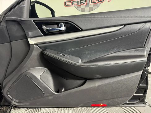 Used 2023 Nissan Maxima SV w/ Floor Mat Group FWD image 40