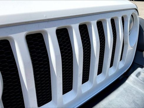 Used 2019 Jeep Wrangler Unlimited Sport S AWD/4WD image 25