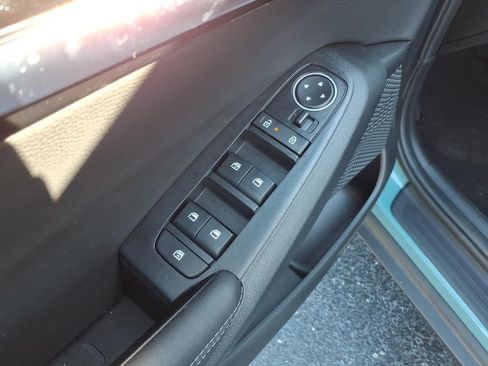 New 2026 Kia Seltos S FWD image 13