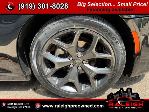 Used 2022 Chrysler 300 Touring L w/ Comfort Group RWD image 34