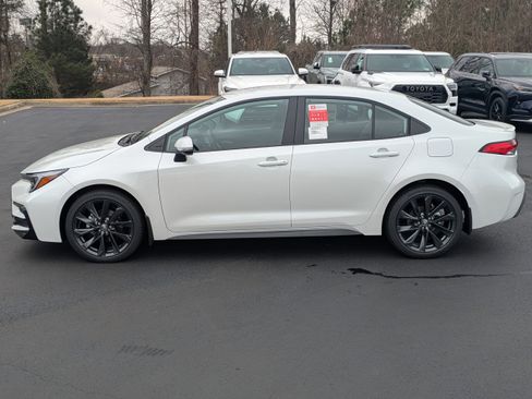 New 2026 Toyota Corolla SE FWD image 7