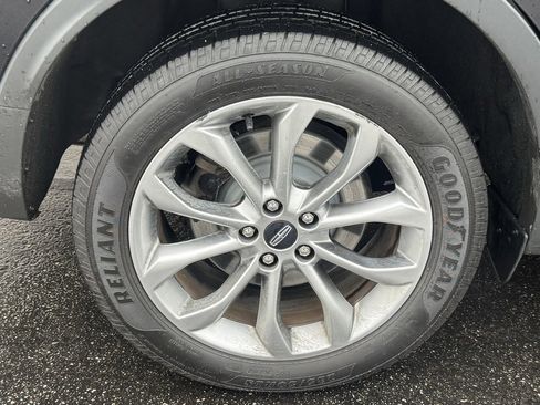 Used 2019 Lincoln MKC Select w/ Select Plus Package image 49