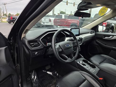 Used 2020 Ford Escape SEL AWD/4WD image 2