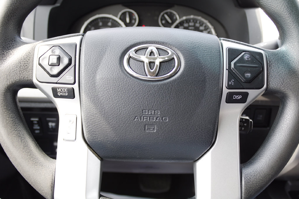 Used 2015 Toyota Tundra SR5 w/ TRD Off Road Package AWD/4WD image 18