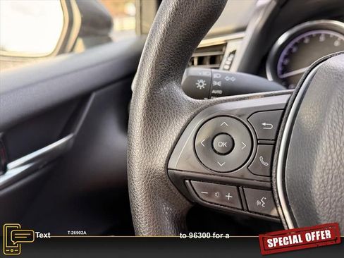 Used 2019 Toyota Camry LE image 16