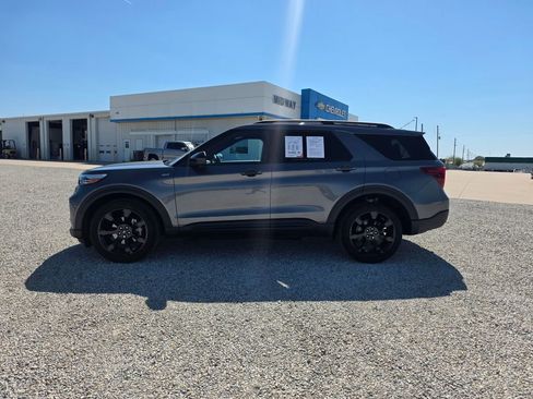 Used 2024 Ford Explorer ST-Line w/ Class IV Trailer Tow Package AWD/4WD image 6