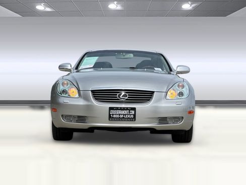 Used 2004 Lexus SC 430 Convertible w/ Preferred Accessory Pkg RWD image 5