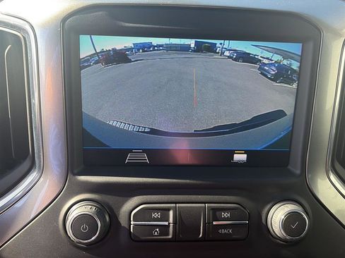 Used 2022 Chevrolet Silverado 3500 LT w/ Convenience Package image 24