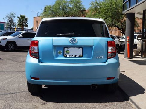 Used 2014 Scion xD image 11