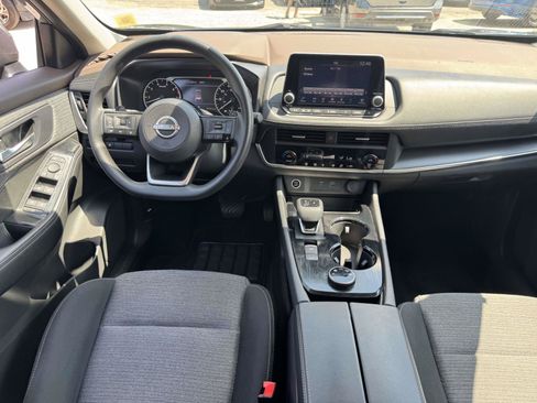 Used 2023 Nissan Rogue SV AWD/4WD image 11