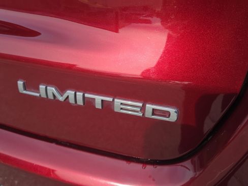 Used 2021 Jeep Compass Limited AWD/4WD image 37