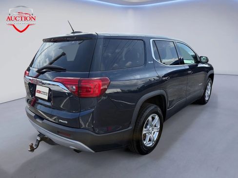 Used 2017 GMC Acadia SLE image 9