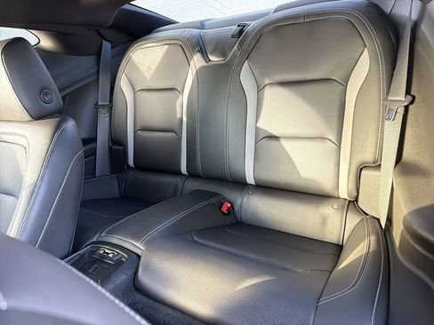 Used 2018 Chevrolet Camaro LT RWD image 18