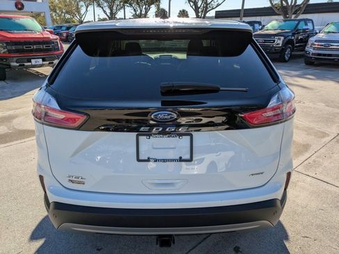 Certified 2024 Ford Edge SEL w/ Convenience Package image 5