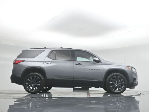 Used 2021 Chevrolet Traverse RS image 51