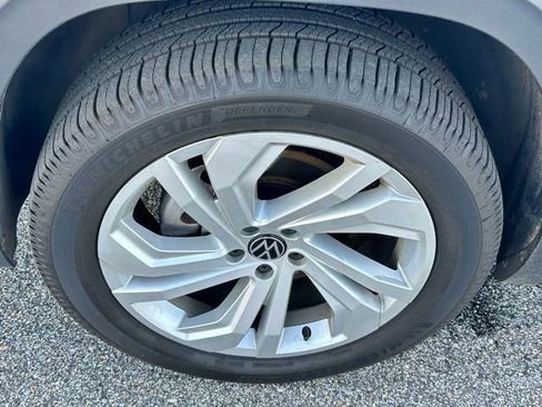 Used 2022 Volkswagen Atlas SE w/ Panoramic Sunroof Package image 26