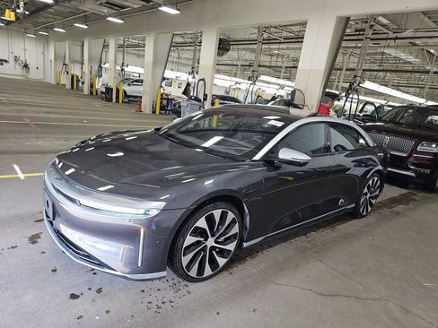 Used 2022 Lucid Air Grand Touring image 2