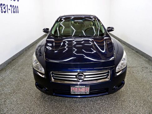 Used 2013 Nissan Maxima 3.5 SV FWD image 2
