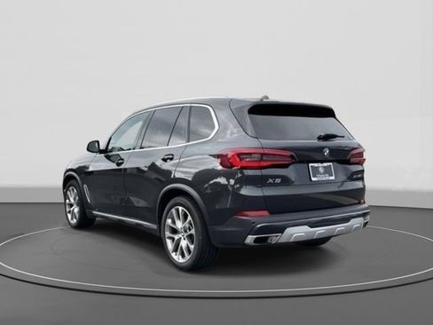 Used 2022 BMW X5 xDrive40i w/ Premium Package AWD/4WD image 4