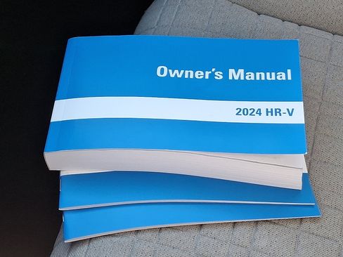 Used 2024 Honda HR-V LX image 25