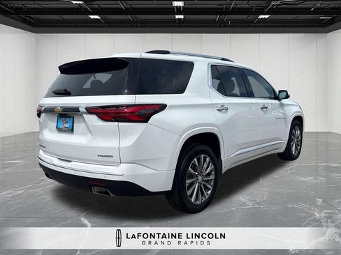 Used 2023 Chevrolet Traverse Premier AWD/4WD image 5