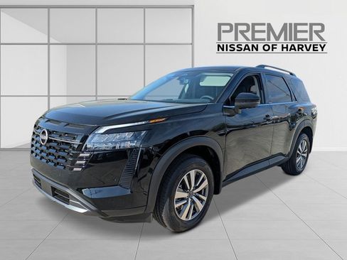 New 2026 Nissan Pathfinder SL FWD image 1
