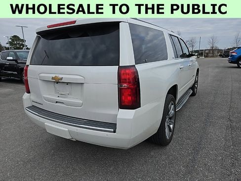 Used 2016 Chevrolet Suburban LTZ image 7