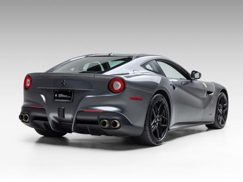 Certified 2015 Ferrari F12 Berlinetta image 16