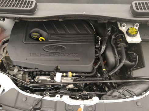 Used 2017 Ford Escape Titanium FWD image 30