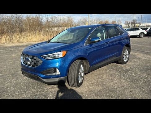 Certified 2023 Ford Edge Titanium w/ Equipment Group 301A AWD/4WD image 7
