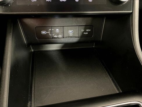 Used 2025 Hyundai Sonata SEL FWD image 16