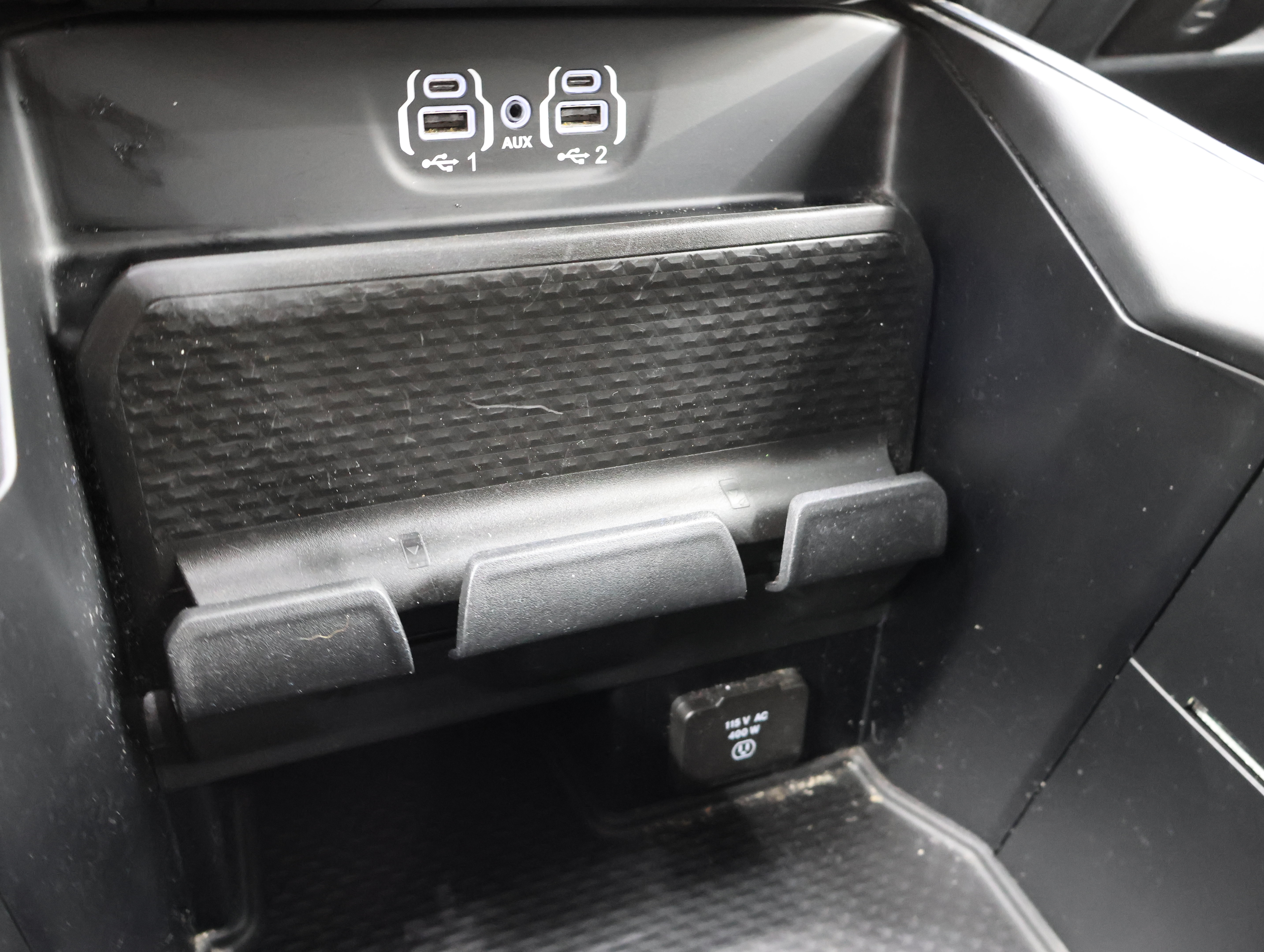 Used 2024 RAM 3500 Big Horn w/ Night Edition AWD/4WD image 44