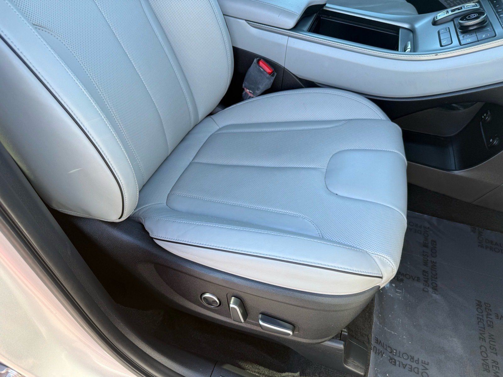 Used 2025 Hyundai Palisade SEL FWD image 32