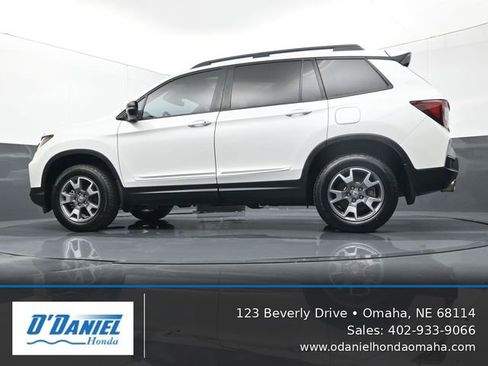 Used 2023 Honda Passport TrailSport image 10