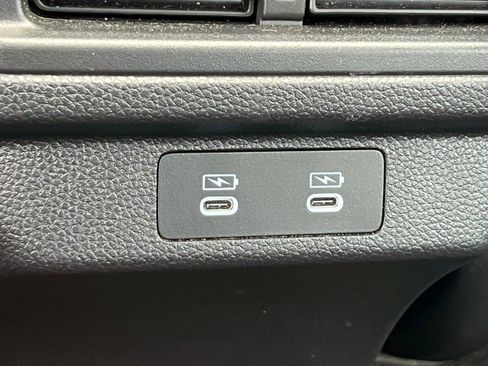 Used 2025 Honda Accord SE image 10
