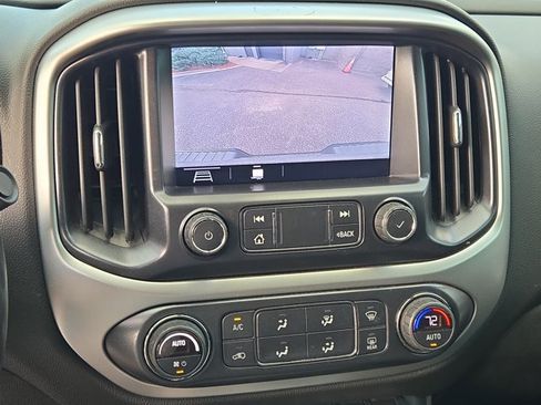 Used 2019 Chevrolet Colorado ZR2 image 27