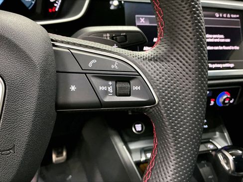 Used 2025 Audi Q3 2.0T Premium Plus w/ Premium Plus Package image 21