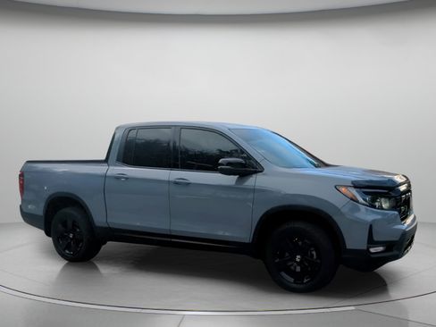 Used 2024 Honda Ridgeline Black Edition image 35