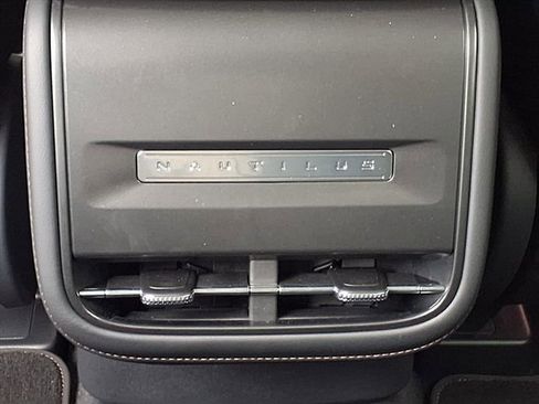 New 2026 Lincoln Nautilus Premier AWD/4WD image 11