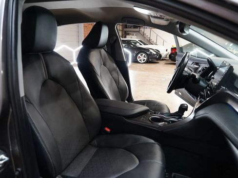 Used 2023 Toyota Camry XSE image 48