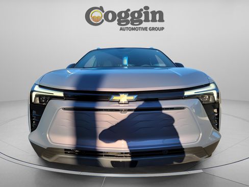 New 2026 Chevrolet Blazer EV LT w/ Super Cruise Package image 4