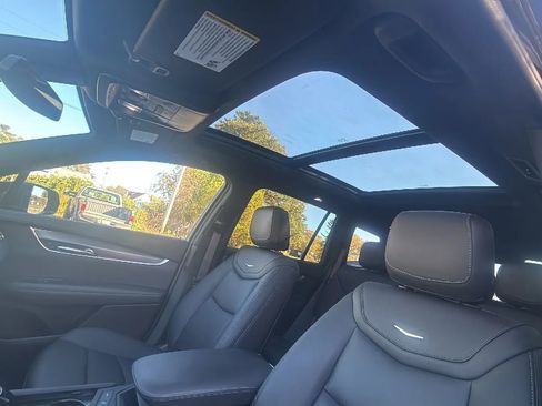 Used 2024 Cadillac XT6 Luxury w/ LPO, Floor Liner Package image 25