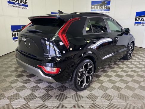 Used 2024 Kia Niro EX Touring FWD image 13