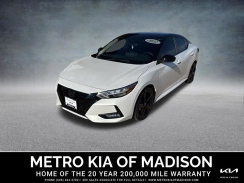 Used 2022 Nissan Sentra SR w/ Midnight Edition image 1