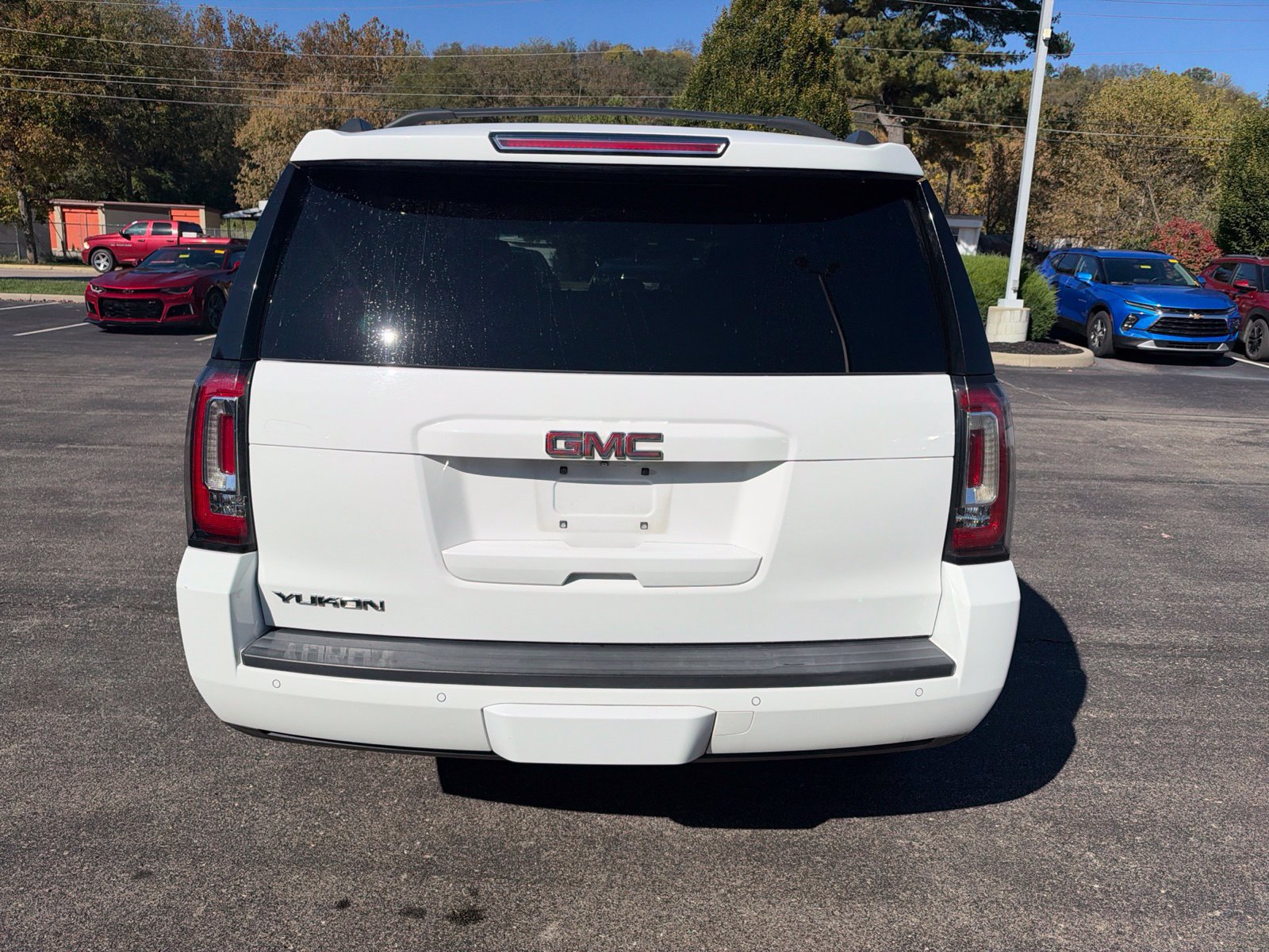 Used 2016 GMC Yukon SLT AWD/4WD image 4