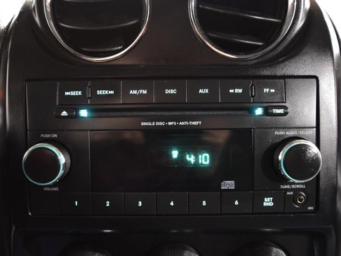 Used 2015 Jeep Patriot Sport FWD image 14