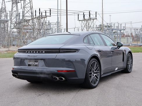 New 2026 Porsche Panamera image 8