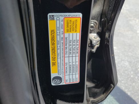 Used 2023 Chevrolet Colorado LT w/ LT Convenience Package II image 31